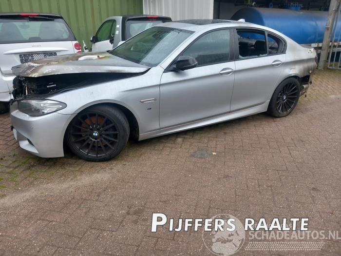 BMW 5-serie 5 serie (F10), Sedan, 2009 / 2016 530d 24V