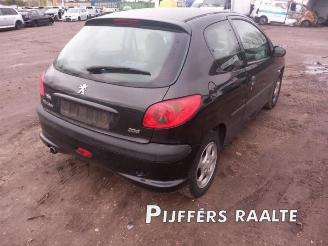 Peugeot 206 206 (2A/C/H/J/S), Hatchback, 1998 / 2012 1.4 XR,XS,XT,Gentry picture 7