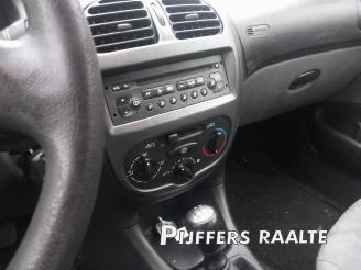 Peugeot 206 206 (2A/C/H/J/S), Hatchback, 1998 / 2012 1.4 XR,XS,XT,Gentry picture 10