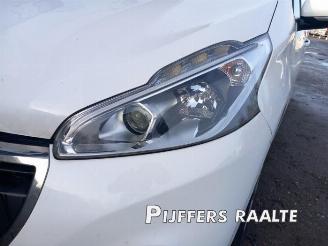 Peugeot 208 208 I (CA/CC/CK/CL), Hatchback, 2012 / 2019 1.2 Vti 12V PureTech 82 picture 11