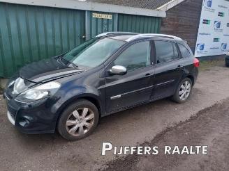 Vrakbiler auto Renault Clio Clio III Estate/Grandtour (KR), Combi, 2007 / 2014 1.2 16V TCE 100 2011/6
