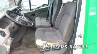 Opel Movano Movano (4A1; 4A2; 4B2; 4B3; 4C2; 4C3), Van, 1998 / 2010 2.5 CDTI 16V DPF picture 8