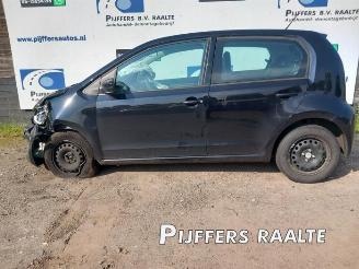 Vrakbiler auto Volkswagen Up! Up! (121), Hatchback, 2011 1.0 12V 60 2018/6