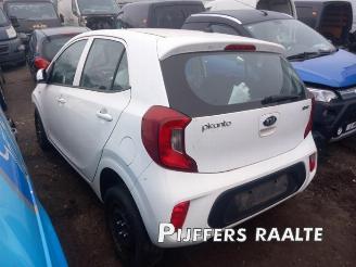 krockskadad bil auto Kia Picanto Picanto (JA), Hatchback, 2017 1.0 12V 2018/7