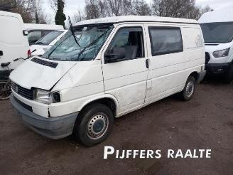 demontáž osobní automobily Volkswagen Transporter Transporter T4, Ch.Cab/Pick-up, 1990 / 2003 2.4 D 1993/12