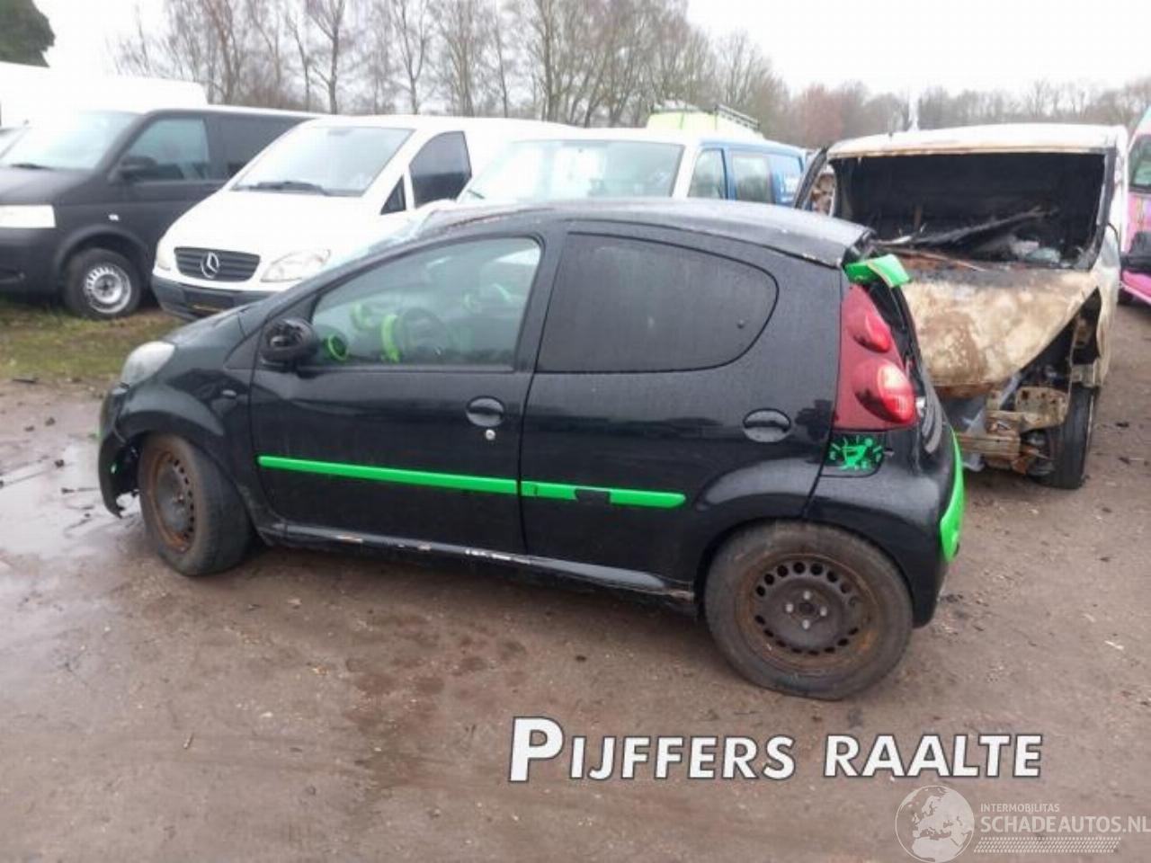 Peugeot 107 107, Hatchback, 2005 / 2014 1.0 12V