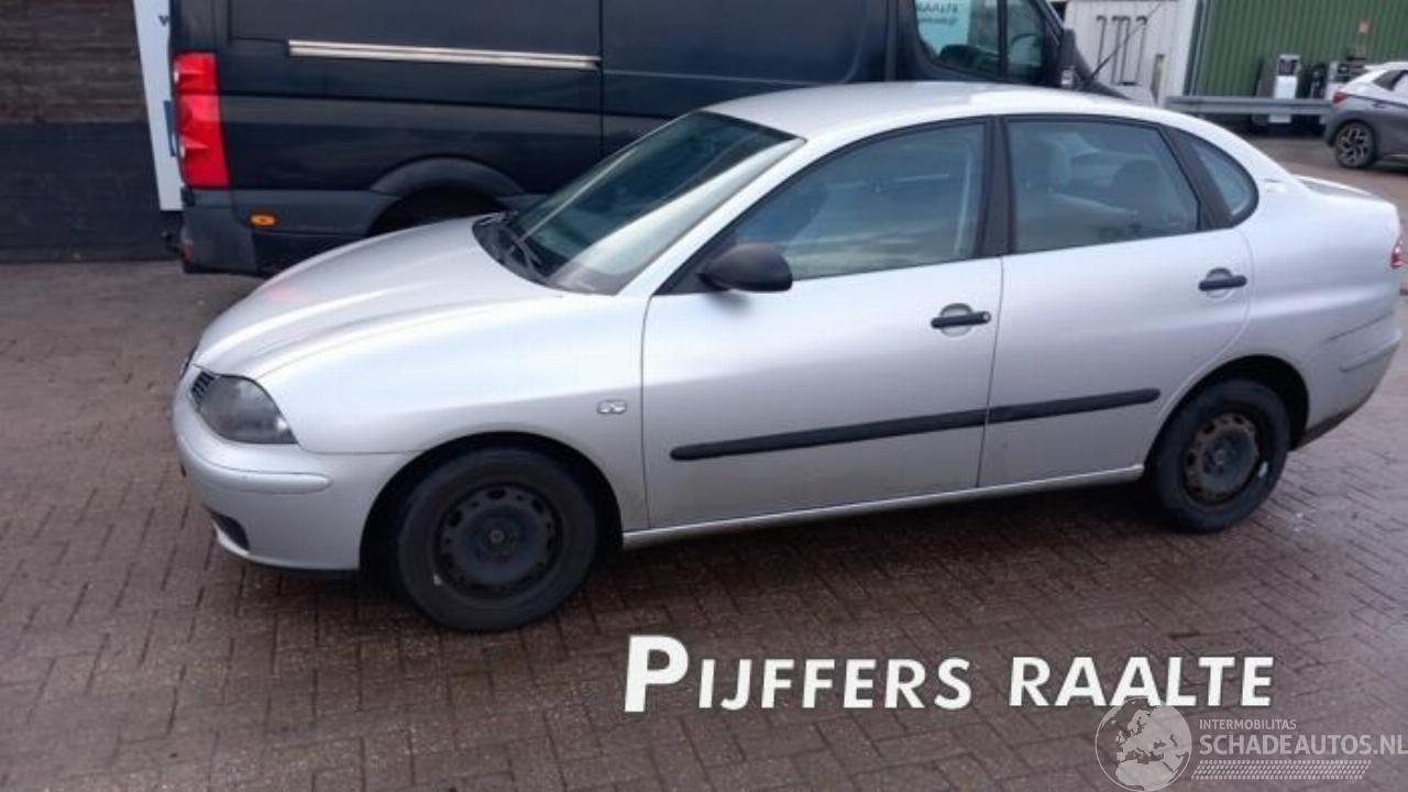 Seat Cordoba Cordoba (6L2), Sedan, 2002 / 2009 1.4 16V