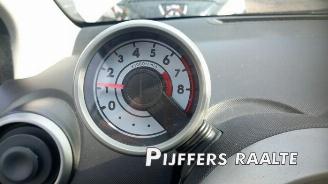 Peugeot 107 107, Hatchback, 2005 / 2014 1.0 12V picture 16