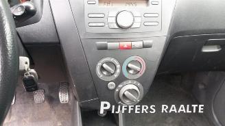 Daihatsu Cuore Cuore (L251/271/276), Hatchback, 2003 1.0 12V DVVT picture 7