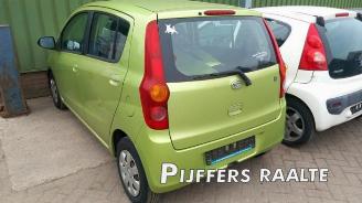 Daihatsu Cuore Cuore (L251/271/276), Hatchback, 2003 1.0 12V DVVT picture 2