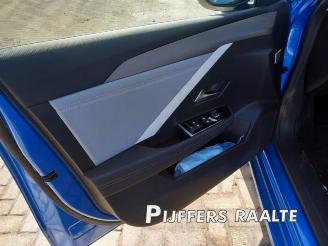 Opel Astra Astra L (F3/FB/FM/FP), Hatchback 5-drs, 2021 1.2 Turbo 110 12V picture 25