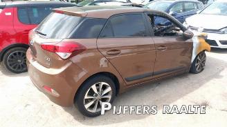 Auto da rottamare Hyundai I-20 i20 (GBB), Hatchback, 2014 / 2020 1.2i 16V 2016/2