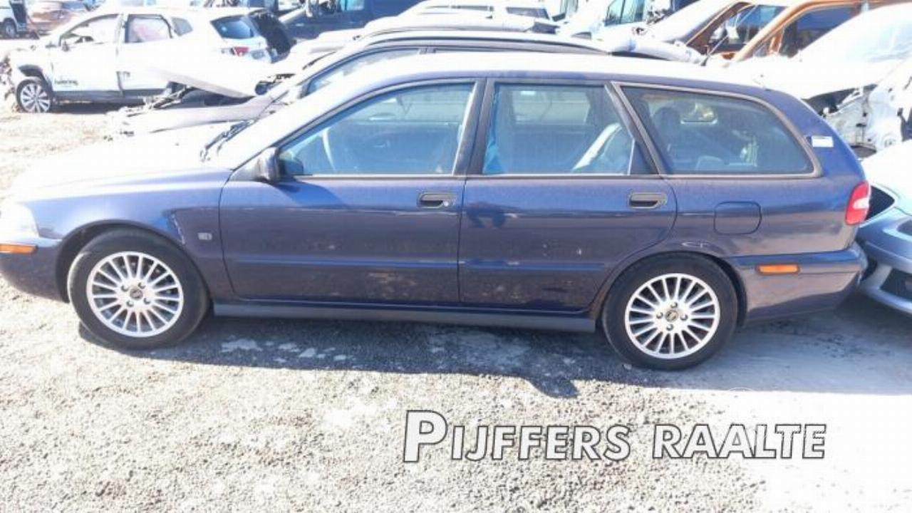 Volvo V-40 V40 (VW), Combi, 1995 / 2004 1.8 16V