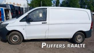 Vrakbiler auto Mercedes Vito Vito (447.6), Van, 2014 1.6 109 CDI 16V 2015/9