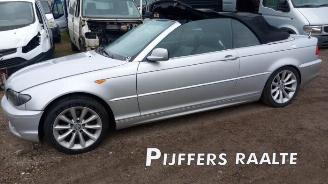 Vaurioauto  passenger cars BMW 3-serie 3 serie (E46/2C), Cabrio, 2000 / 2007 330 Ci 24V 2003/8