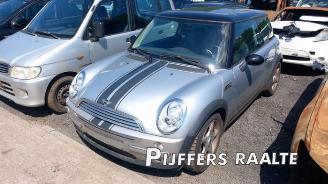 Autoverwertung Mini Mini Mini (R50/53), Hatchback, 2001 / 2007 1.6 16V Cooper 2003/9