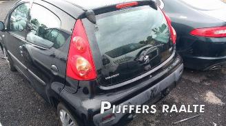 Peugeot 107 107, Hatchback, 2005 / 2014 1.0 12V picture 3