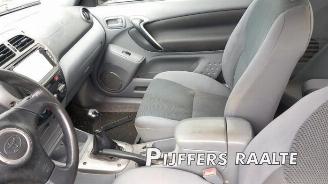 Toyota Rav-4 RAV4 (A2), Terreinwagen, 2000 / 2005 1.8 16V VVT-i 4x2 picture 14