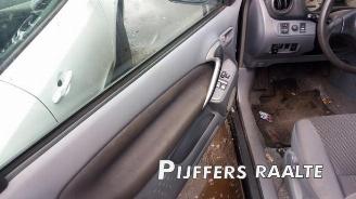 Toyota Rav-4 RAV4 (A2), Terreinwagen, 2000 / 2005 1.8 16V VVT-i 4x2 picture 16