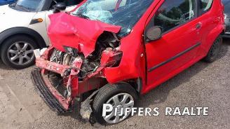 Peugeot 107 107, Hatchback, 2005 / 2014 1.0 12V picture 2