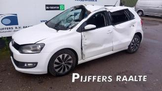 Vrakbiler auto Volkswagen Polo Polo V (6R), Hatchback, 2009 / 2017 1.0 TSI 12V BlueMotion 2015/7