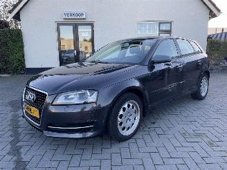 Vrakbiler auto Audi A3 Sportback 1.6 TDI Attraction Advance NL AUTO N.A.P 2013/1