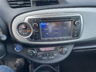 Toyota Yaris 1.5 Full Hybrid Aspiration toyota onderhouden prachtig!!! picture 14