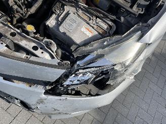 Toyota Yaris 1.5 Full Hybrid Aspiration toyota onderhouden prachtig!!! picture 19