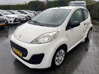 Peugeot 107 1.0 Access Accent AIRCO N.A.P PRACHTIG!!!! picture 5