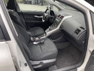 Toyota Auris 1.8 Full Hybrid Aspiration N.A.P NL AUTO PRACHTIG!! picture 7