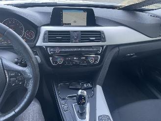 BMW 3-serie 318i Executive AUTOMAAT N.A.P NL AUTO PRACHTIG!!! picture 10