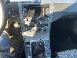 Volkswagen CC 1.8 TSI  N.A.P NL  AUTO PRACHTIG!!! picture 10