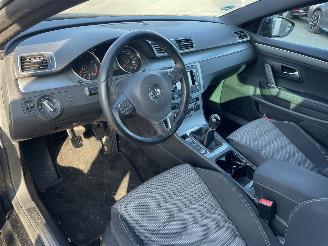 Volkswagen CC 1.8 TSI  N.A.P NL  AUTO PRACHTIG!!! picture 5