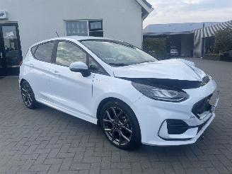 Schadeauto Ford Fiesta 1.0 EcoBoost Hybrid ST-LINE PRACHTIG!!! 2022/1