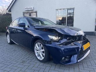 damaged passenger cars Lexus IS 300h Edition 2014/1
