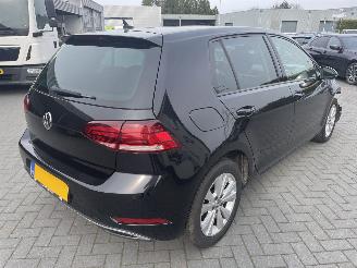 Volkswagen Golf 1.0 TSI Comfortline N.A.P NL AUTO PRACHTIG!!! picture 3