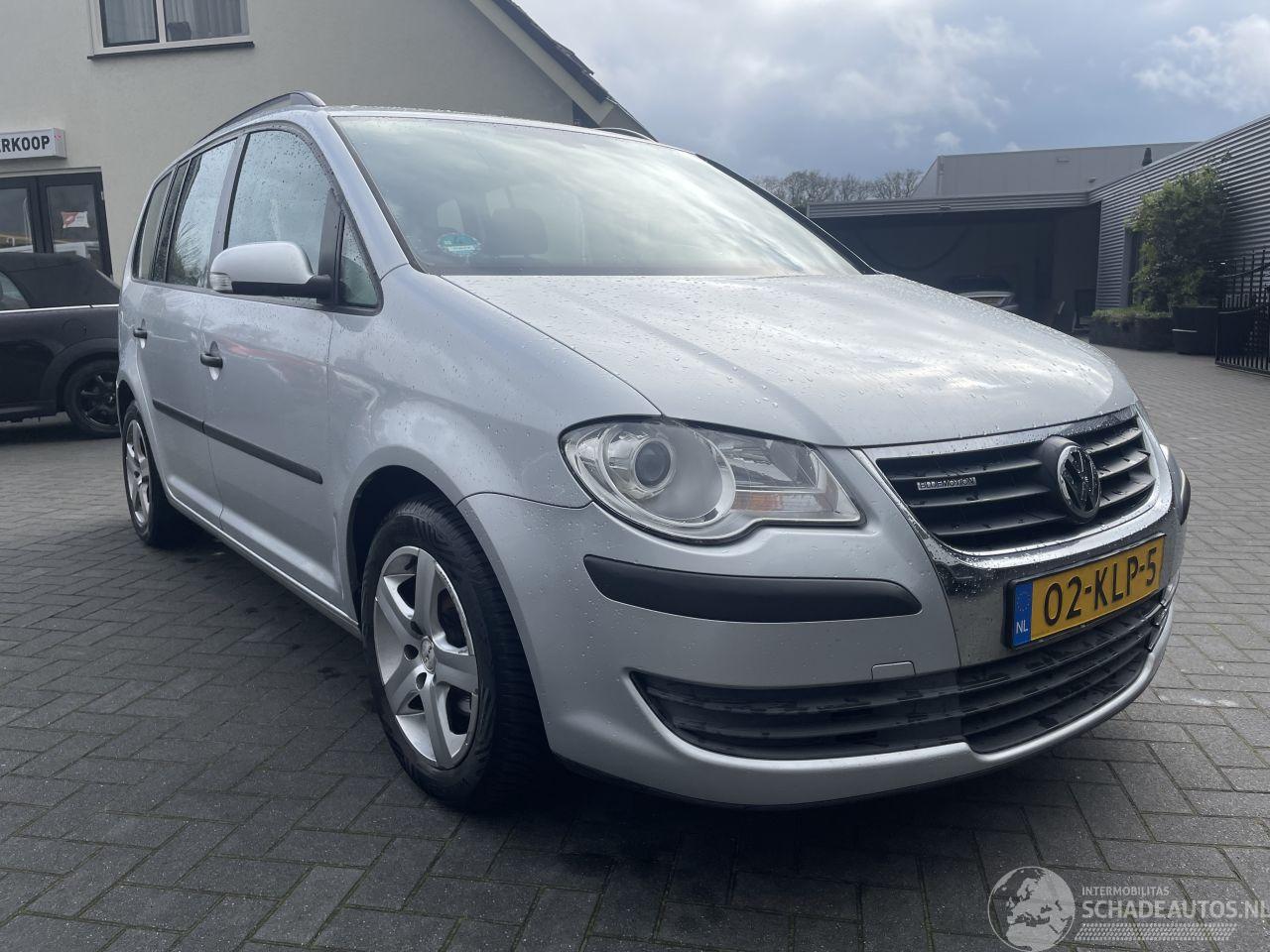 Volkswagen Touran 1.9 TDI Trendline BlueMotion 7 persoons N.A.P NL AUTO