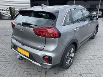 Kia Niro 1.6 GDi Hybrid DynamicLine N.A.P NL AUTO PRACHTIG!!! picture 3