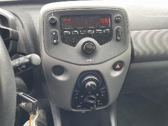 Peugeot 108 1.0 e-VTi Active N.A.P PRACHTIG!! picture 11