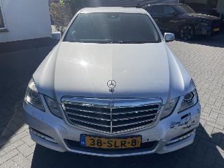 Mercedes E-klasse 200 CGI Business Class Avantgarde AUTOMAAT PRACHTIG!!! picture 5