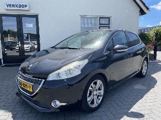 Avarii autoturisme Peugeot 208 1.4 VTi Allure N.A.P NL AUTO 2012/7