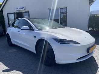 skadebil auto Tesla Model 3 RWD 60 kWh N.A.P NL AUTO PRACHTIG!!!! 2024/2