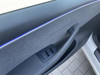Tesla Model 3 RWD 60 kWh N.A.P NL AUTO PRACHTIG!!!! picture 14