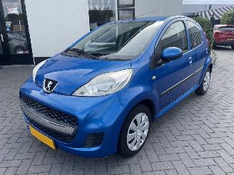 skadebil auto Peugeot 107 1.0-12V Sublime N.A.P NL AUTO PRACHTIG!!!! 2009/9