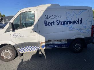 Volkswagen Crafter 35 2.0 TDI L1H1 BM koelwagen airco picture 4