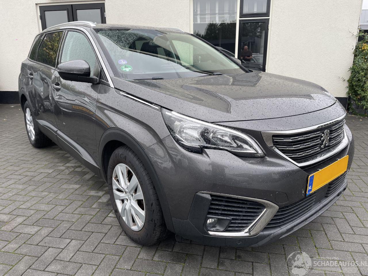 Peugeot 5008 1.2 PureTech Blue 7.P Executive N.A.P NL AUTO PRACHTIG!!!