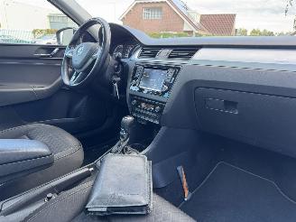 Skoda Rapid 1.2 TSI  AUTOMAAT  PANORAMADAK picture 12