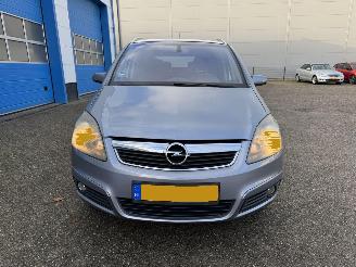 Opel Zafira 2.2 AUTOMAAT 7-PERSOONS  EXECUTIVE picture 3