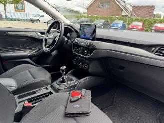 Ford Focus 1.0 ECOBOOST  TITANIUM  BUSINESS picture 17
