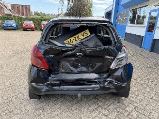 Toyota Yaris 1.3 VVTi  EXECUTIVE picture 7